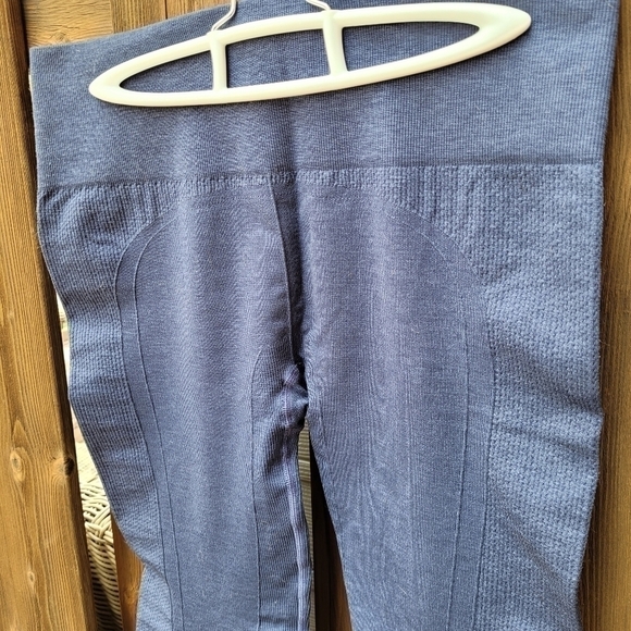 Lululemon Ebb To Street Pant Compression seamless Leggings size 10 - Picture 10 of 15